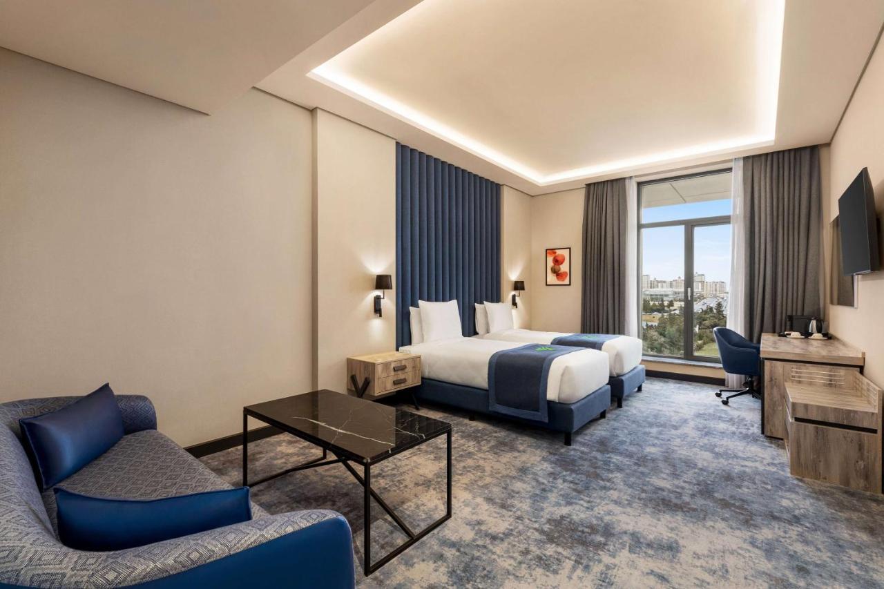 Hotel Wyndham Garden Baky Esterno foto